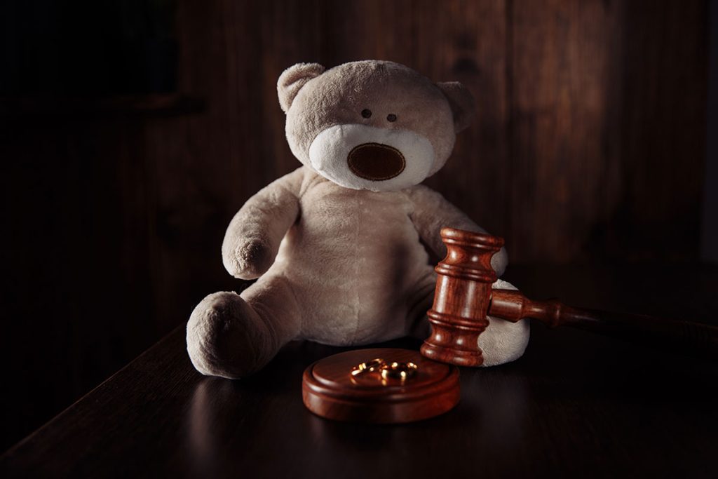 Read: Parental Divorce in Childhood and the Accelerated Epigenetic Aging for Earlier and Later Cohorts: Role of Mediators of Chronic Depressive Symptoms, Education, Smoking, Obesity, and Own Marital Disruption